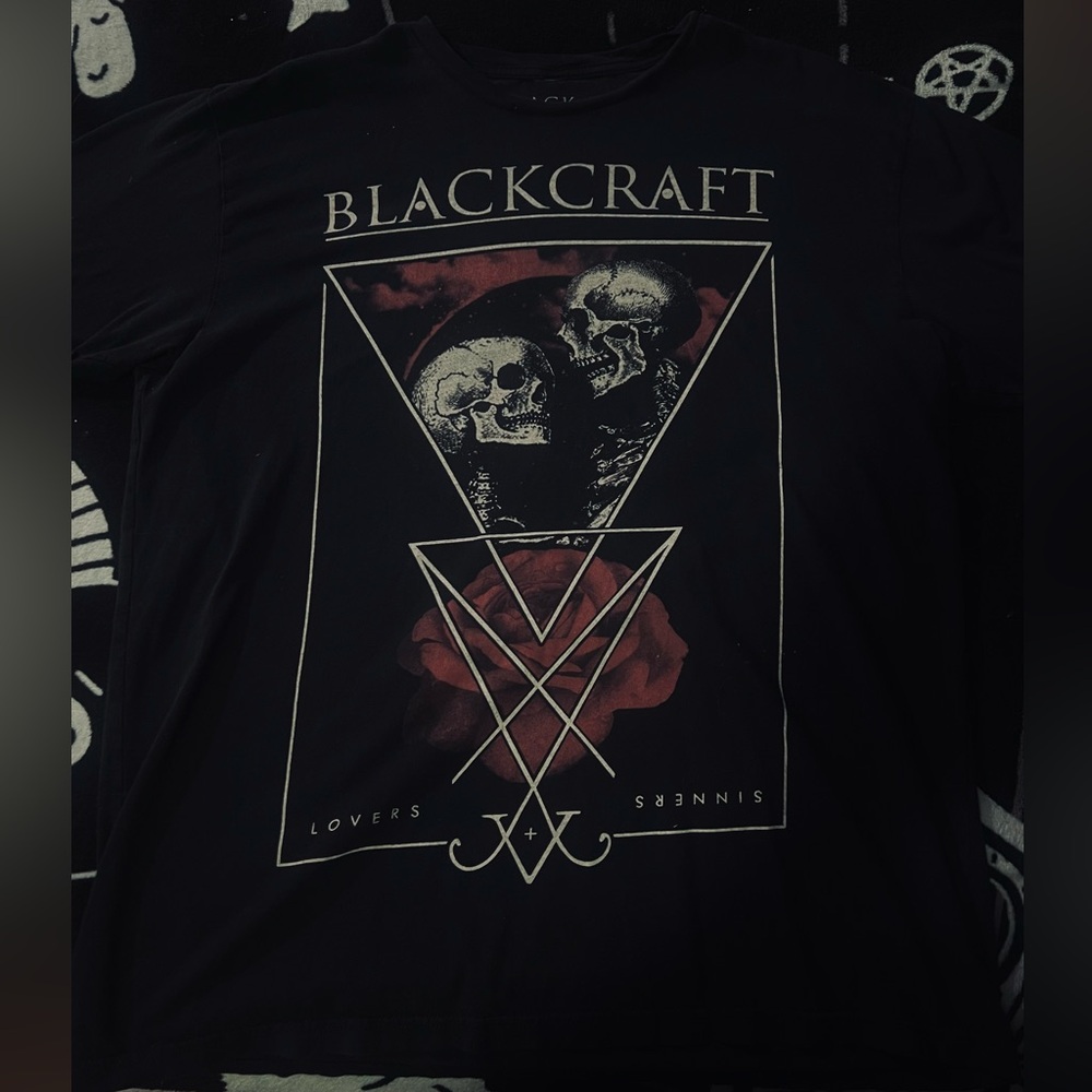Black Craft Cult "lovers Sinners"
Size 1XL